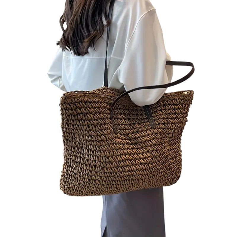 Woven Lora Bag – Elegance and Functionality