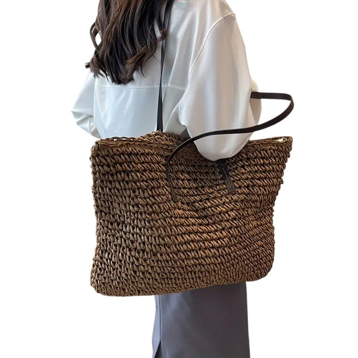 Woven Lora Bag – Elegance and Functionality